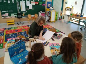 Lire la suite à propos de l’article Matinée contes à l&rsquo;école Louise Michel