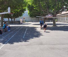 espace jeunesse - tournoi badminton (8)